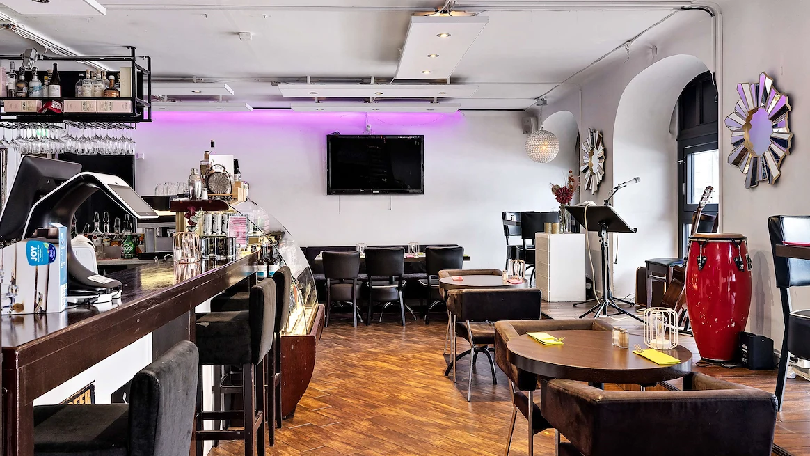 Berggrens Öltapp & Mat, Motala, Sverige